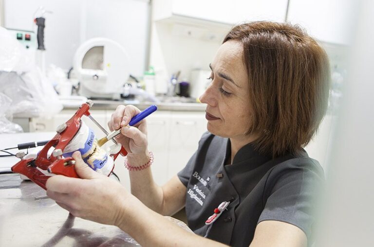 ¿Sabes cómo se realizan las impresiones dentales?