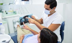 ¿Salvar un diente o colocar un implante dental? Clínica Bousoño Vargas. Implantes dentales en Oviedo