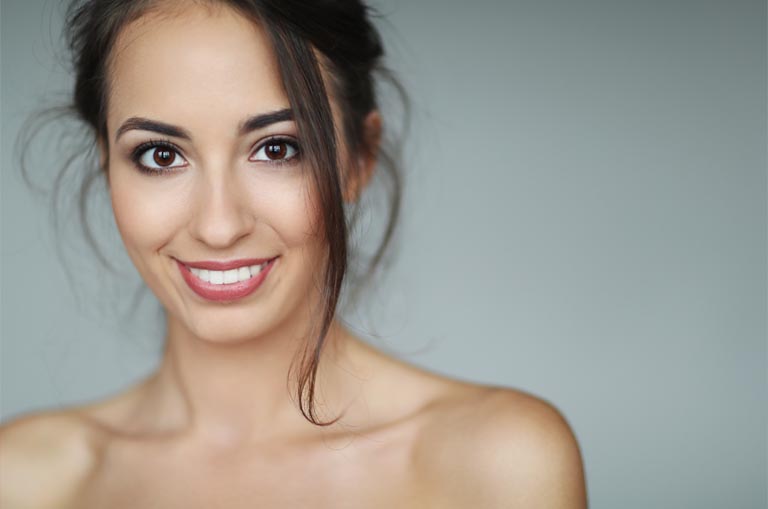 BLANQUEAMIENTO DENTAL PHILIPS ZOOM. Clínica Bousoño Vargas. Dentistas en Oviedo