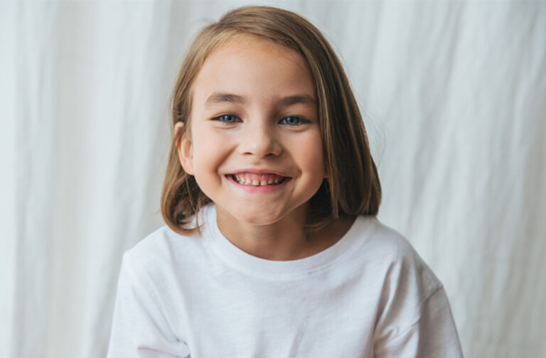 Cómo salvar un diente de leche tras un golpe. Clínica Dental Bousoño Vargas. Dentistas en Oviedo