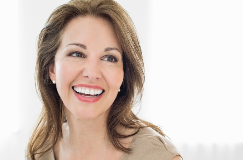 Todo sobre los implantes dentales. Clínica Bousoño Vargas. Implantes dentales en Oviedo