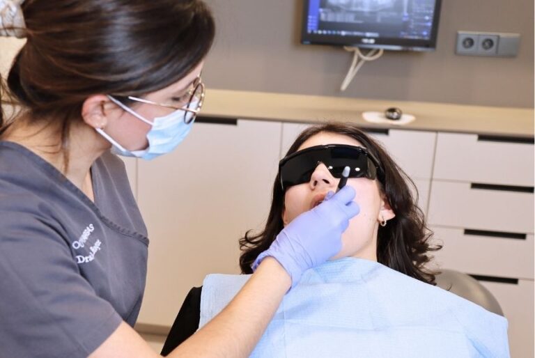 Todo lo que tienes que saber del empaste dental. Dentista en Oviedo