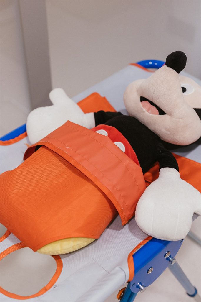 Peluche en las Instalaciones de odontopediatría de la clínica dental Bousoñp Vargas